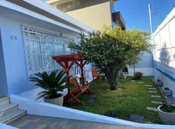 f1f11f99ea5ada7dd8adaad598d235af2d0dba3e · Oportunidade Única! Imóvel de 200m² no Centro de Poços de Caldas - 4 Quartos, 2 Suítes por R$ 1.499