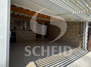 Casa · 94m² · 2 Quartos · 2 Vagas · Sobra á venda na região de interlagos..