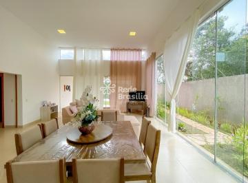 Casa · 200m² · 3 Quartos · 2 Vagas · Condomínio Maxximo Garden, casa à venda, 3 quartos sendo 2 suítes no Jardim Botânico. Brasília -DF