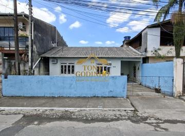 Casa · 150m² · 5 Quartos · 2 Vagas · Belíssimo imóvel escriturado a venda no Bairro Cidade Nova em Itajaí SC