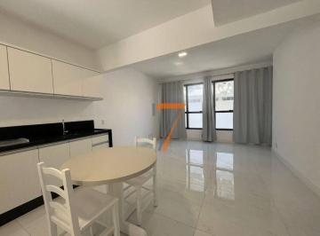 30cd084f700e631f56d9e984615469085e4d1df7 · Apartamento com 1 dormitório para alugar, 42 m² por R$ 4.571,91/mês - Centro - Florianópolis/SC