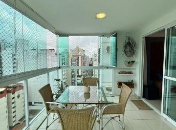 Apartamento · 130m² · 3 Quartos · 2 Vagas · Lindo Apartamento de 03 Quartos na Praia da Costa com Varanda e Lazer Completo!