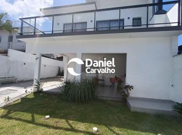 Casa · 2 Quartos · 3 Vagas · Casa próximas da Praia á venda em Governador Celso Ramos