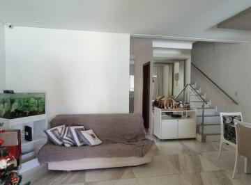 Casa · 168m² · 3 Quartos · 3 Vagas · Casa em Lauro de Freitas
