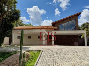 6a28244ad186a9ee54ae14315e076db2c0e8e0d6 · Casa com 4 suítes térrea somente 1 suíte máster no piso superior á venda, 378 m² em um dos condomíni