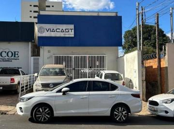 171429fe845ea983f703387b0c07d9b0856f4e23 · Sala - Centro - Uberlândia/MG
