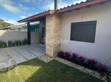 e758e438 · Casa, 2 dormitórios, 60 m², em São João do Rio Vermelho