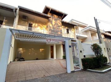 Foto 01 · Casa com 300 m² e 4 quartos à venda em Parque das Flores
