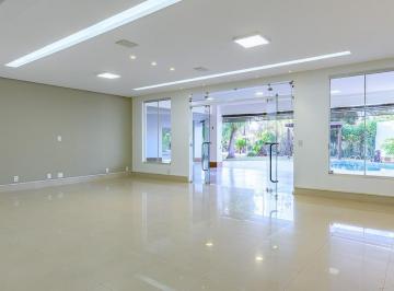 Casa de 4 quartos, Brasília · OPORTUNIDADE ÚNICA! 4 SUÍTES,TÉRREA,REFORMADA, 100% PLANA