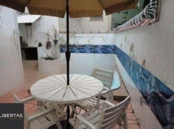 Casa · 217m² · 3 Quartos · 3 Vagas · Casa à venda - em Petrópolis