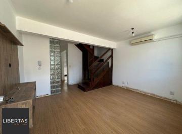 Casa · 68m² · 2 Quartos · 1 Vaga · Casa em condomínio com churrasqueira  e pátio.
