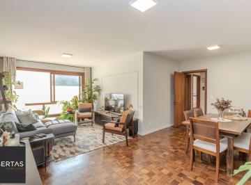 Apartamento · 114m² · 3 Quartos · 1 Vaga · Apartamento de 3 dormitórios e vaga no bairro Petrópolis