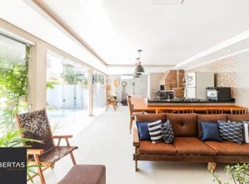 Casa · 344m² · 4 Quartos · 3 Vagas · Casa à venda - na Chácara das Pedras