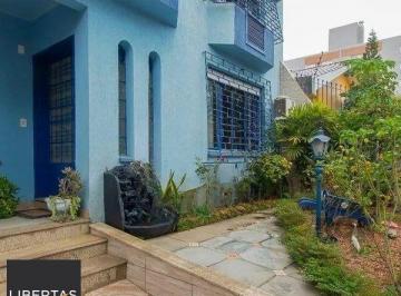 Casa · 315m² · 4 Quartos · 3 Vagas · casa sobrado com 4 dormitórios 3 vagas e pátio e piscina