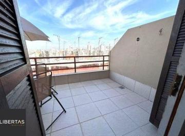 Apartamento · 75m² · 2 Quartos · 1 Vaga · Cobertura no Jardim Botânico de 2 dormitórios e vaga semi mobiliada