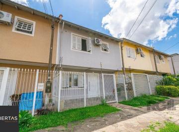 Casa · 92m² · 3 Quartos · 1 Vaga · Casa sobrado no Sarandi de 3 dormitórios e vaga