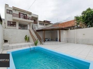 Casa · 245m² · 3 Quartos · 2 Vagas · Casa / sobrado no bairro Jardim Itu de 3 dormitórios e pátio com piscina