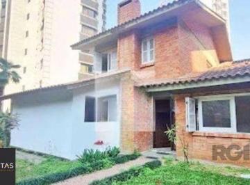 Casa · 240m² · 4 Quartos · 3 Vagas · Casa com 4 dormitórios e 2 vagas para alugar