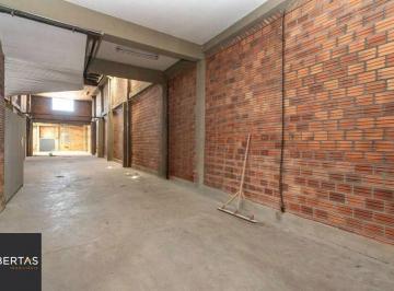 Comercial · 461m² · 2 Vagas · Comercial à venda - em Navegantes