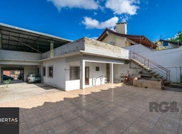 Casa · 351m² · 2 Quartos · 2 Vagas · Casa no Sarandi de 2 dormitórios e 2 vagas DESOCUPADA