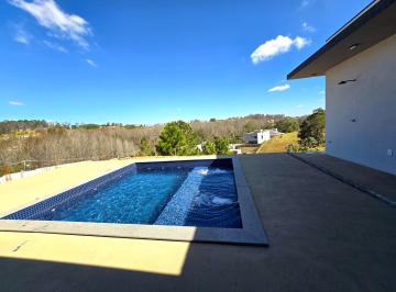 Casa de 4 quartos, Jundiaí · CASA NOVA  4 DORMITÓRIOS SENDO 2 SUITES + QUINTAL GOURMET COM PISCINA E GRAMADO 