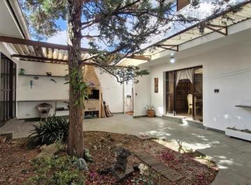 IMG_20260609_185130_000.jpeg · Deslumbrante casa para venda em Vila Inah com 4 quartos, sendo 2 suítes, 320m² - remaxfront#CYGXY