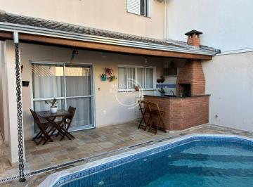 Casa · 139m² · 3 Quartos · CASA COMPLETA COM PISCINA AQUECIDA! Cond. Horto Florestal 2 - 3 Quartos, Suite, 2 Vagas, Área Gourme