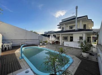 Casa · 240m² · 3 Quartos · 3 Vagas · Casa 3 Quartos com 1 Suíte e 240m² - Pedra Branca