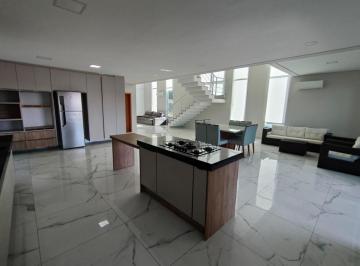 Apartamento · 350m² · 4 Quartos · 2 Vagas · Linda casa para locação no Residencial Campos do Conde, Bragança Paulista
