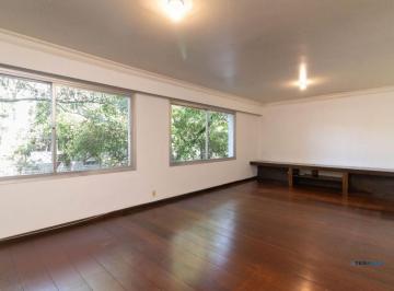 Apartamento · 152m² · 3 Quartos · 2 Vagas · Apartamento de 3 dormitórios, suíte, duas vagas e elevador no bairro Rio Branco
