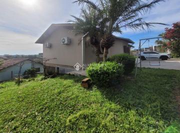 Casa · 105m² · 2 Quartos · 3 Vagas · Casa 2 dormitórios, quase um sitio dentro da cidade !!