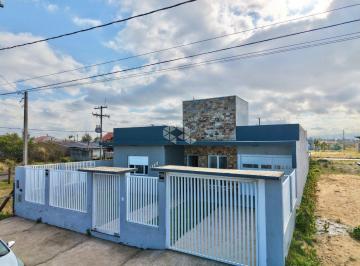 714163_i4ANB_71416368dbe5e93215f.jpg · CASA COM PISCINA NA PRAIA DE ATLÂNTIDA SUL COM 3 DORMITÓRIOS