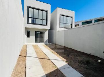 202509301801059311.jpg · Casa para Venda em Serra, Costa Bela, 2 dormitórios, 2 suítes, 3 banheiros, 2 vagas