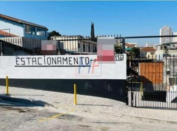 Comercial · 300m² · Amplo Terreno  em  excelente localização no bairro Santa Teresinha, com área total de 300 m²,  testa