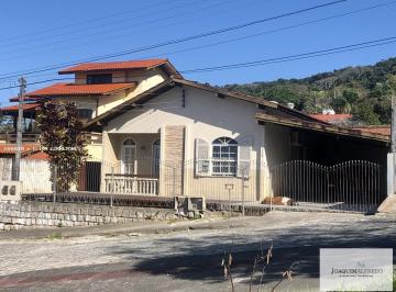 20230705163100606218.jpg · Casa para Venda em São José, Ponta de Baixo, 4 dormitórios, 1 suíte, 2 banheiros, 4 vagas
