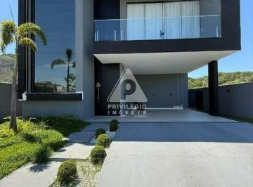 Casa · 385m² · 5 Quartos · 4 Vagas · Casa com 5 quartos à vista em Maricá