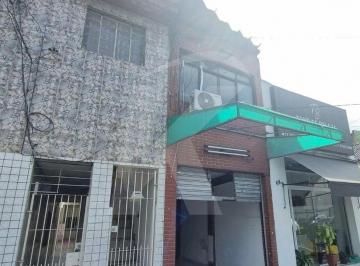 Casa · 120m² · 6 Quartos · Casa antiga com 5 casas em bom estado- 215m² - Próx. da Faculdade Santana