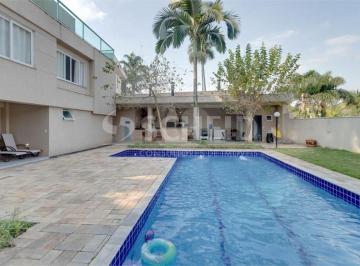 Casa · 600m² · 5 Quartos · 7 Vagas · Sobrado com 5 suítes e 7 vagas de de garagem no Jardim Marajoara.