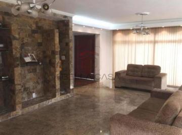 Casa · 380m² · 3 Quartos · 4 Vagas · Casa à venda com 380m², 3 quartos e 4 vagas