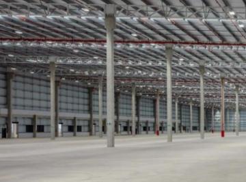 Comercial · 4268m² · 17 Vagas · Galpão/Depósito/Armazém com 4.268 m² para alugar em Santo André/SP.