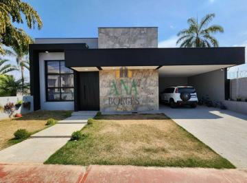 Casa · 3 Quartos · Casa com Piscina em Condomínio