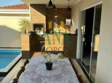 Casa · 3 Quartos · Sobrado com Piscina em Condomínio