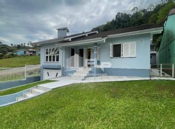 Casa · 153m² · 1 Vaga · CASA EM RUA TRANQUILA NO CENTRO DE VALE REAL