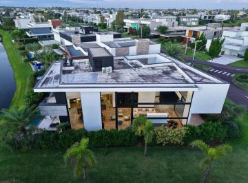 b96b5b1cfb646a18a5253cf54f9d3b07.jpg · Casa de Condomínio com 5 quartos à venda em Xangri-Lá, no bairro Centro
