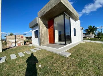 4d853e7afe1f54c877410e404189ebc0.jpg · Casa com 2 quartos à venda em Capão Da Canoa, no bairro Jardim Beira Mar