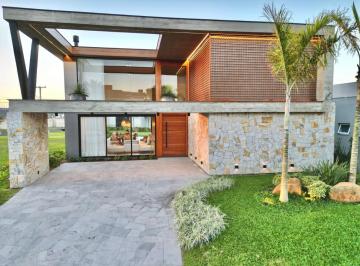 19ef82eabe0d45f5542a5dfd044846a1.jpg · Casa de Condomínio com 5 quartos à venda em Xangri-Lá, no bairro Centro