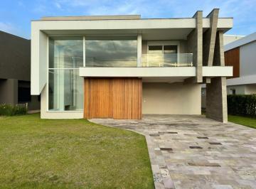 f698b0b9a1502ca002f5e325ae289f30.jpg · Casa de Condomínio com 5 quartos à venda em Xangri-Lá, no bairro Centro