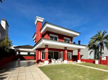 b7f6350572b7bf4a52942c4b9a92fde7.jpg · Casa de Condomínio com 3 quartos à venda em Capão Da Canoa, no bairro Zona Nova