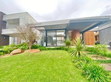 9418919c043042e35a4f1f131bee95e5.jpg · Casa de Condomínio com 4 quartos à venda em Capão Da Canoa, no bairro Zona Nova