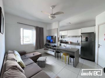 Living integrado (sala de estar + sala de jantar + cozinha) · Apartamento com 2 dormitórios à venda, 55 m² por R$ 480.000,00 - Tabuleiro - Camboriú/SC